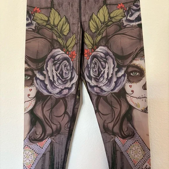 Eagle Rock Werkshop Size M Compression Dark Sugar Skull Face Triathlon - Picture 4 of 8